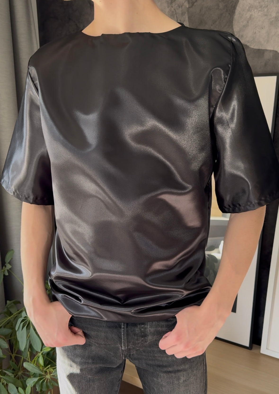 SATIN TEE
