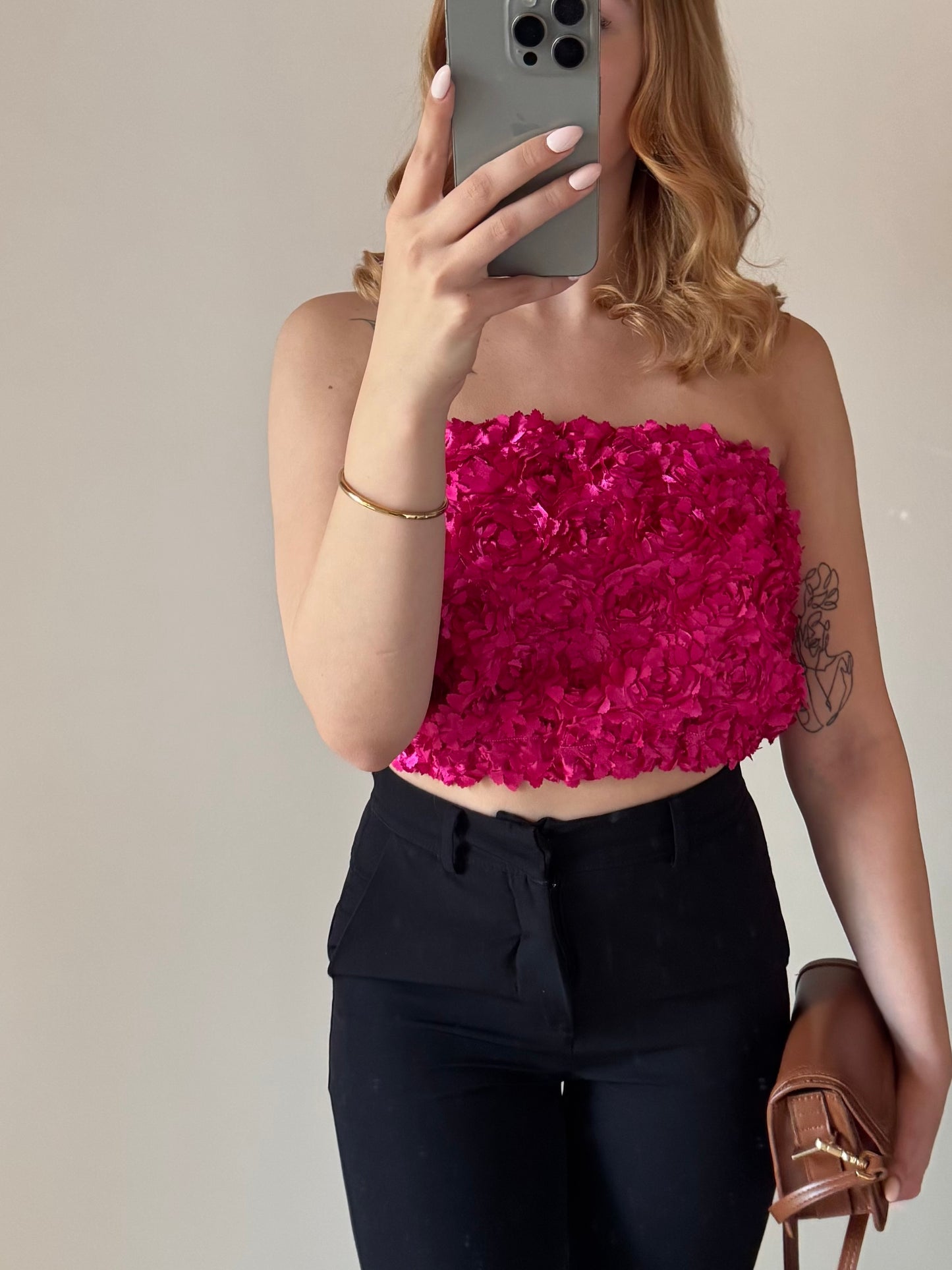 FLORA top