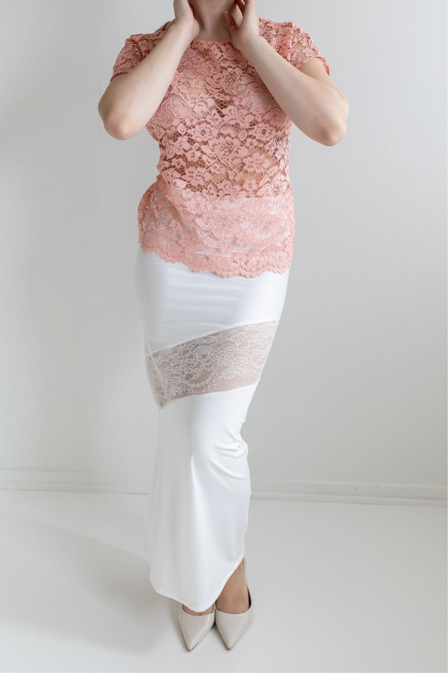 LACE skirt