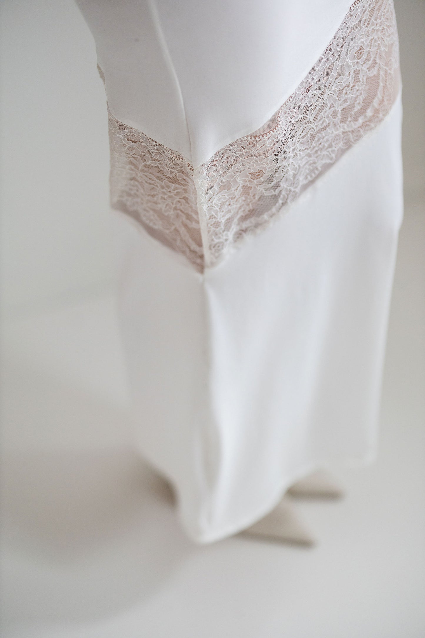 LACE skirt